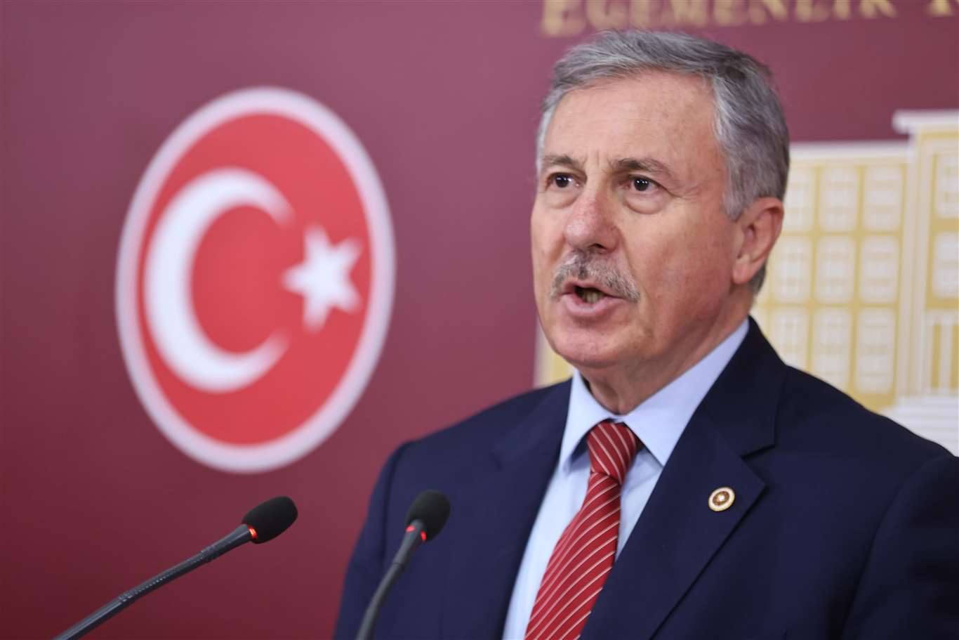 Selçuk Özdağ'dan siyasi yasakların daraltılmasına yönelik kanun teklifi haberi